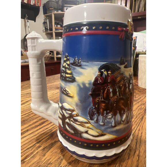 Budweiser Guiding The Way Home 7” Stein Lighthouse Christmas Vintage 2002 EXC!!! - Picture 3 of 10